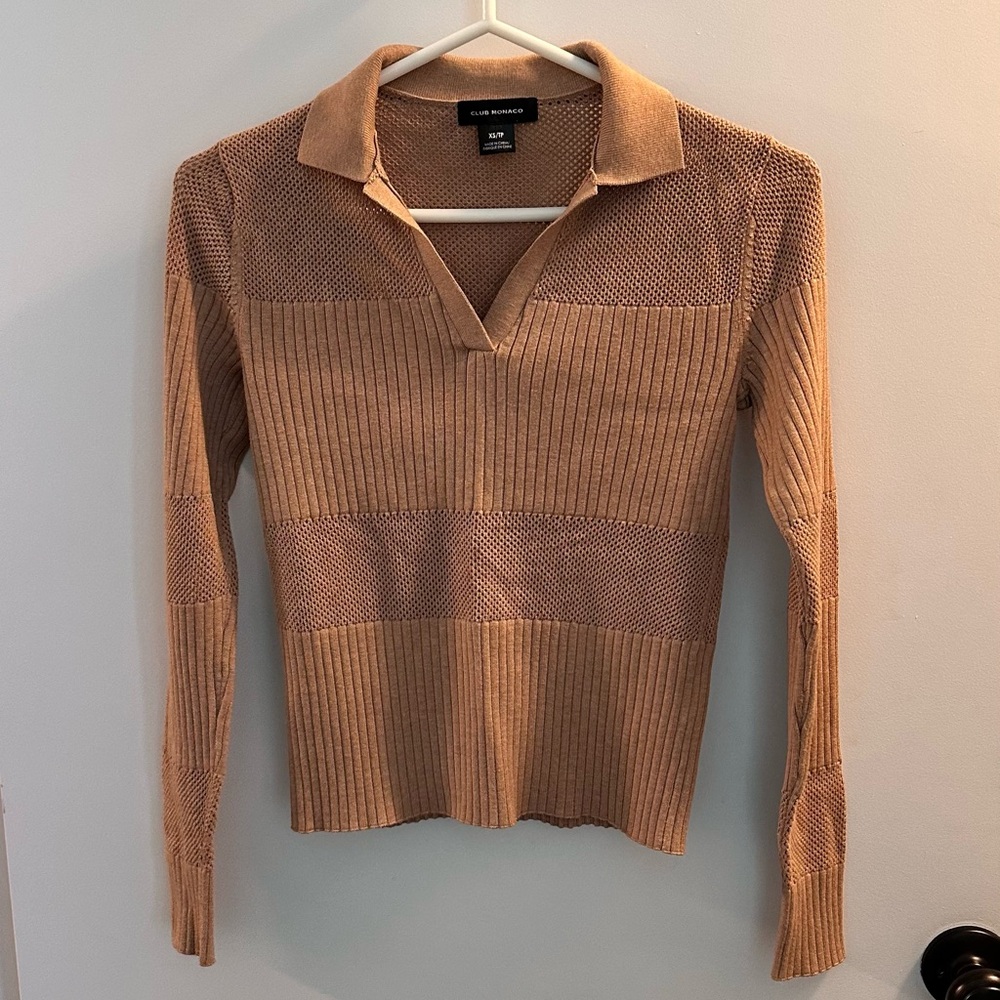 Club Monaco Tan V-Neck Sweater Ribbed Knit